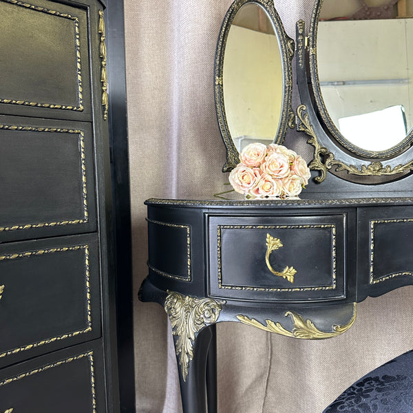 Painted Dressing Table High Gloss Finish Small Antoinette Dressing Table