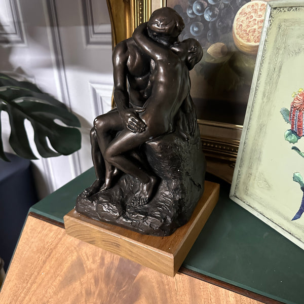 Vintage Austin Sculpture Nude Male & Female Kissing 1994