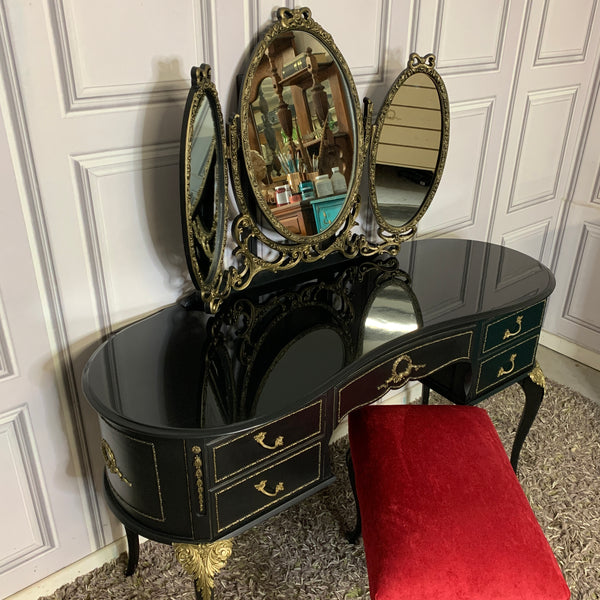 Dressing Table in Black Gloss Kidney Shape Vanity